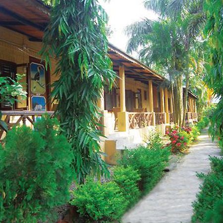 סאורהה Rainbow Safari Resort מראה חיצוני תמונה